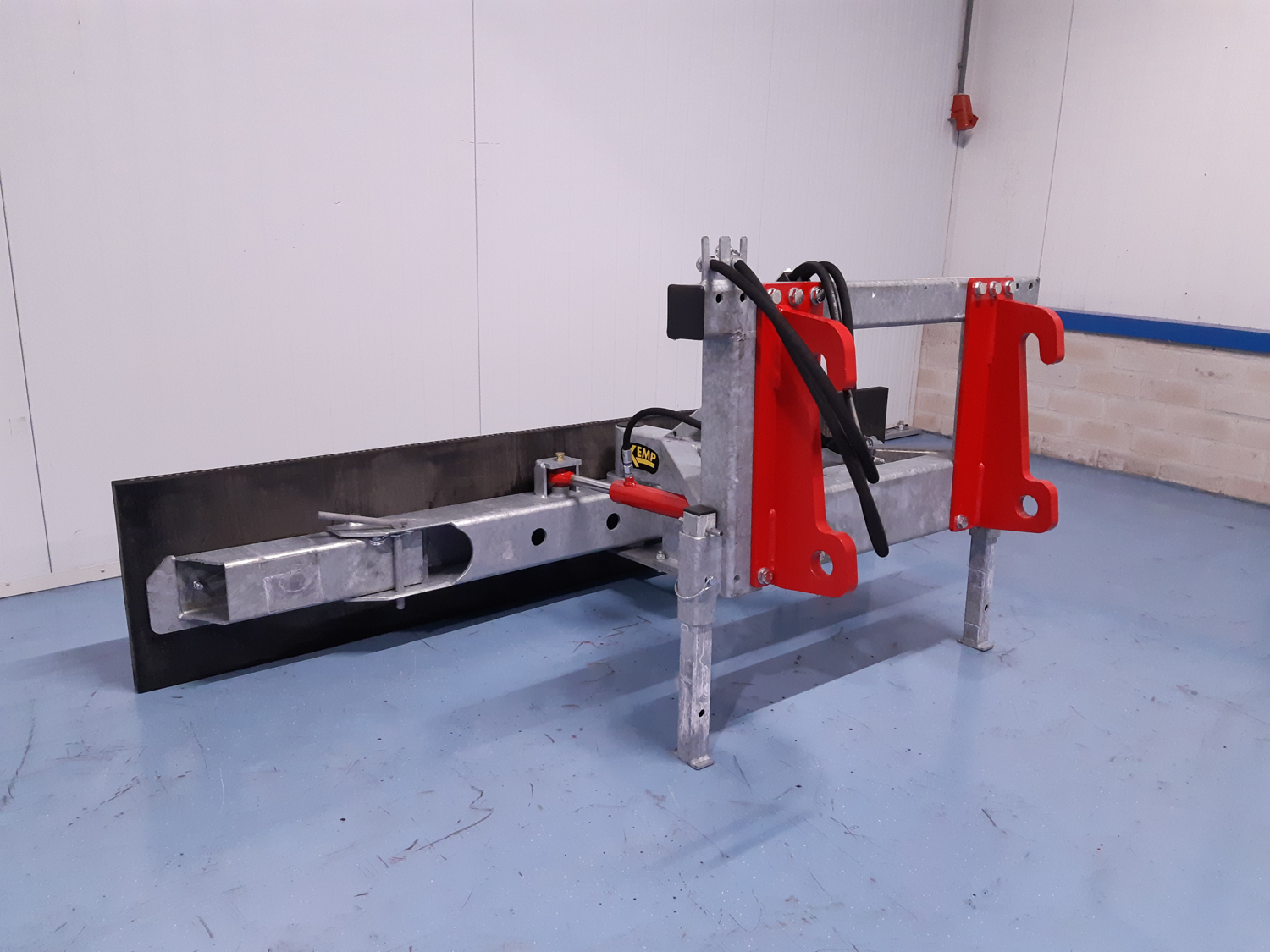 Hydraulisch zwenbare terrein- en wegenschuif small (TenWS)